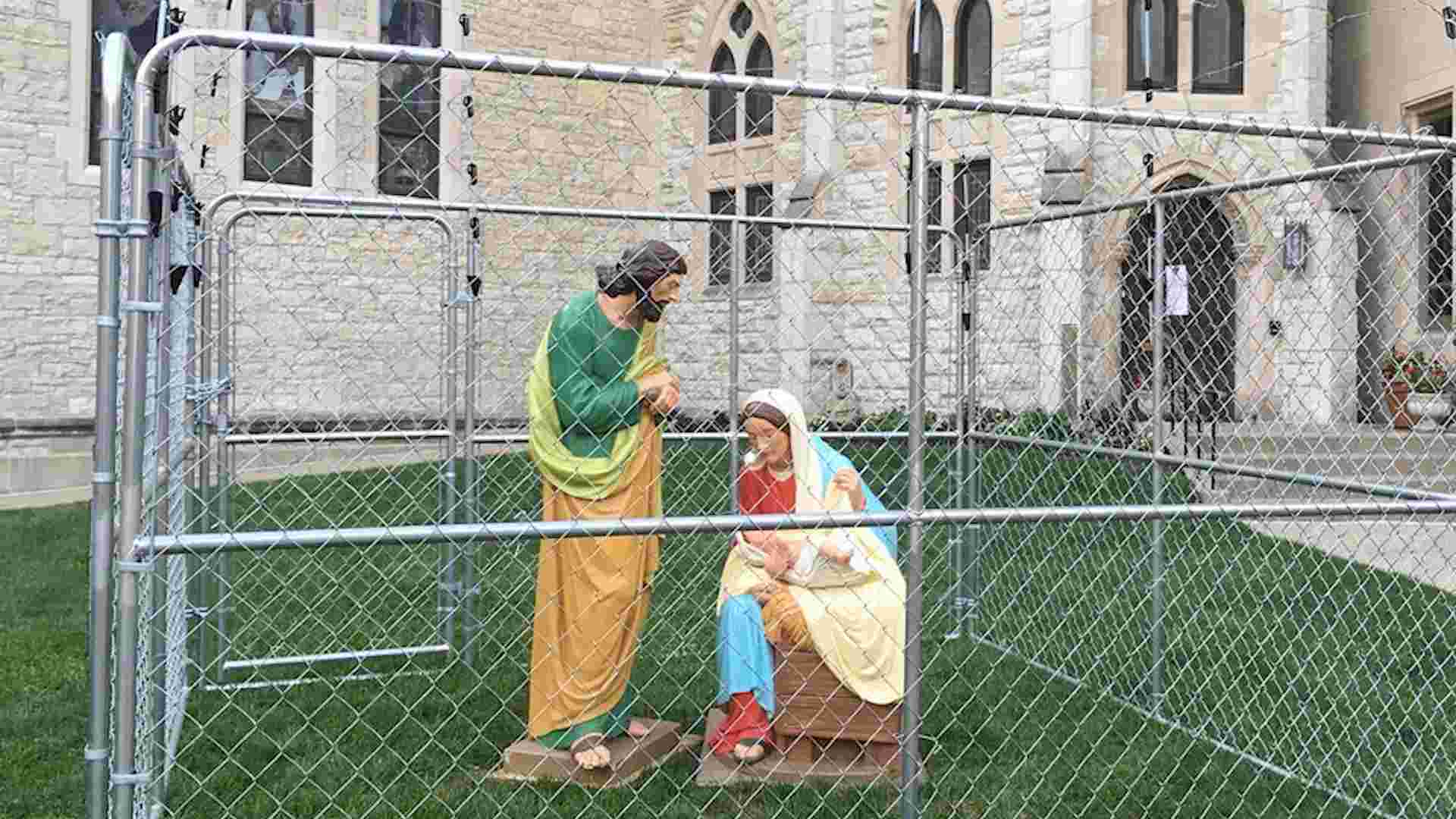 636662216593557254-VPC-DESKTOP-CAGED-JESUS.jpg